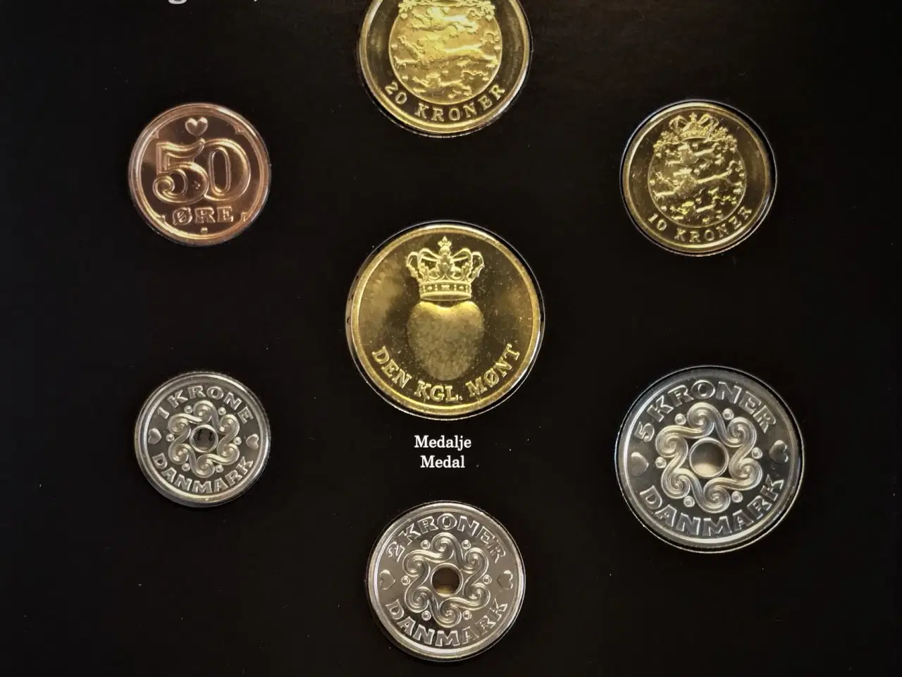 Billede 1 - DET KGL MØNTSÆT 2009 med NEPTUN MEDALJEN