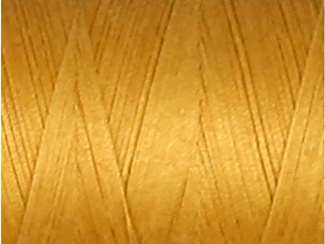 Billede 1 - Gylden Sytråd 1000m - Høj Kvalitet til Kreative Projekter
