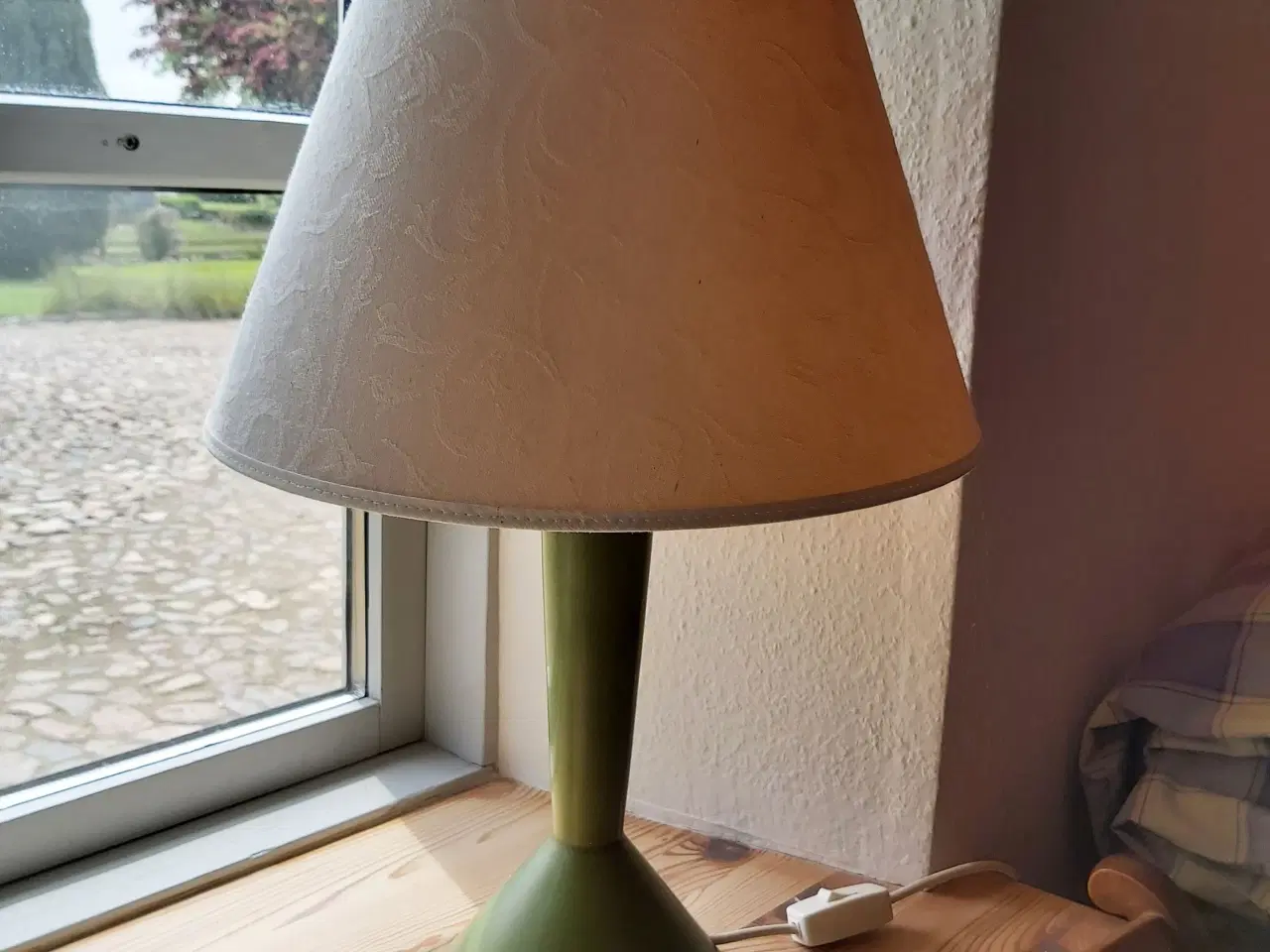 Billede 2 - Designer-bordlampe i keramik