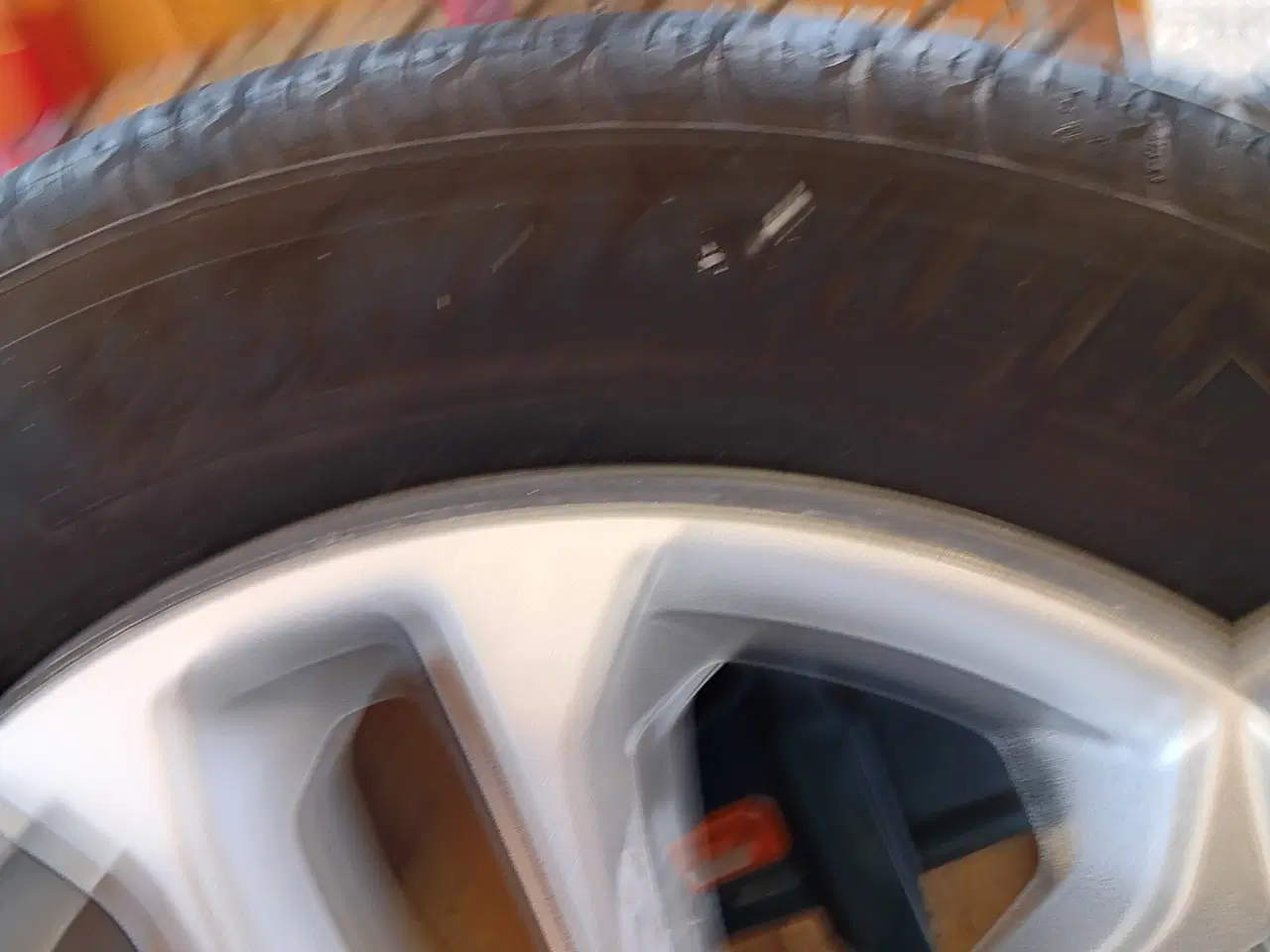 Billede 7 -  Ford Kuga Hybrid Alufælge med sommerdæk