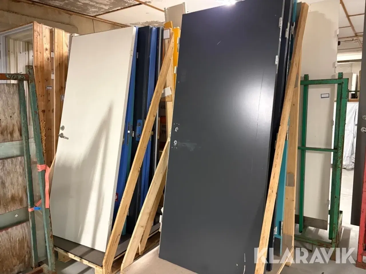 Billede 4 - Lot: døre Swedoor cirka 35 døre