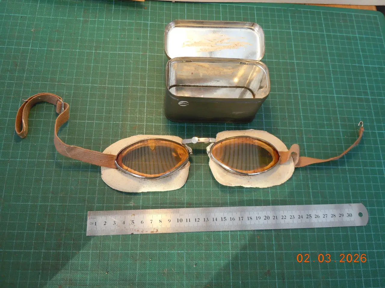 Billede 4 - Militære motorbriller , ubrugte i blikæsker.
