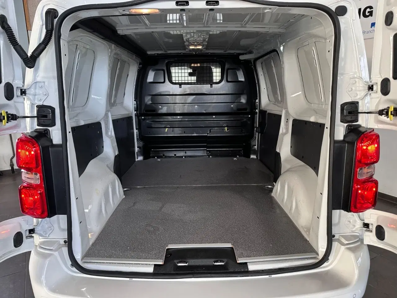 Billede 12 - Peugeot Expert 2,0 BlueHDi 122 L2 Premium Van