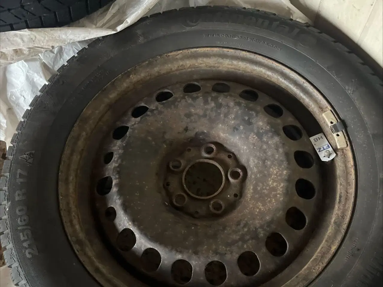 Billede 3 - Vinterdæk til mercedes GLA