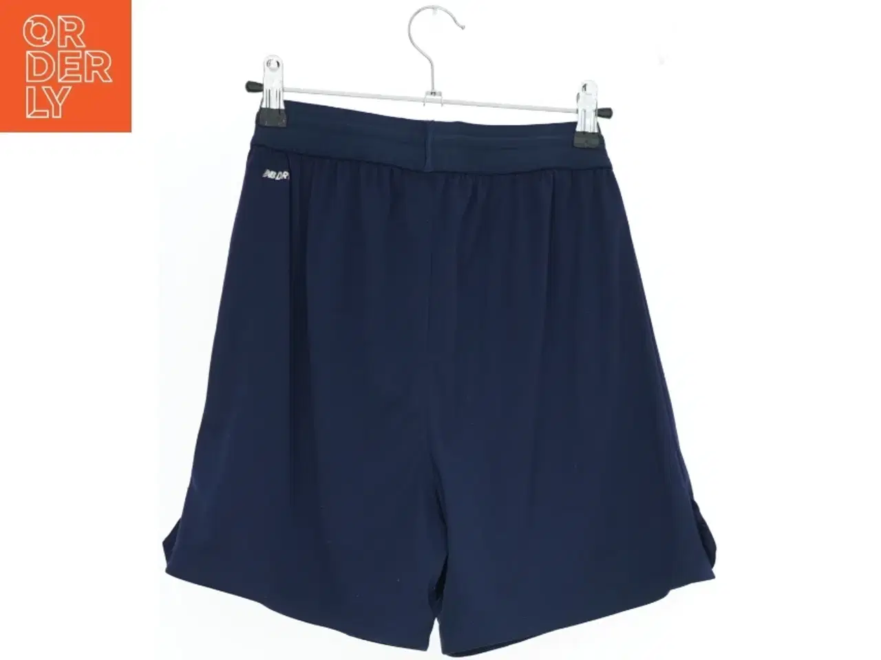 Billede 2 - Liverpool FC træningsshorts fra New Balance (str. S)