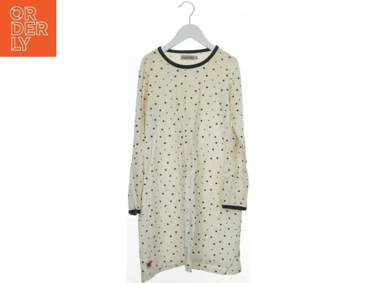 Billede 1 - Natkjole med stjernemønster fra bombiBitt (str. 134)