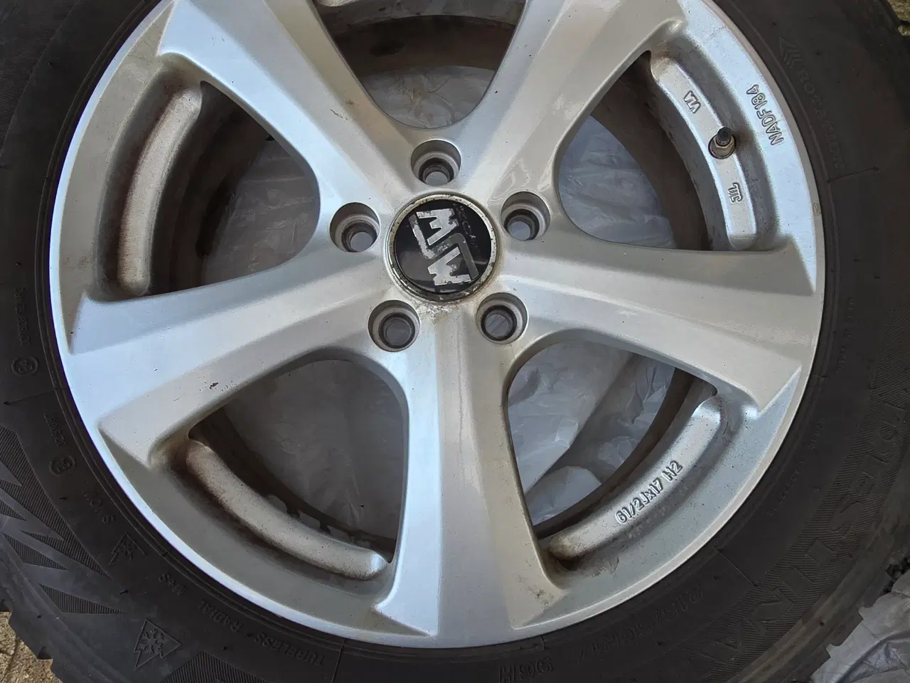 Billede 3 - vinterdæk fra toyota chr