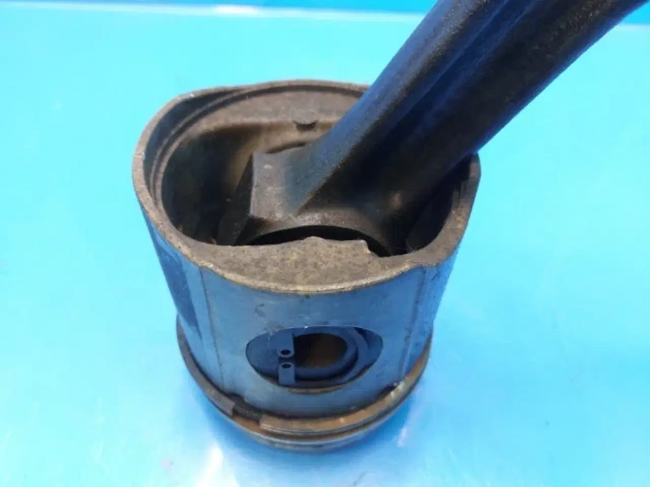 Billede 9 - New Holland TF78 Stempel 61320980 