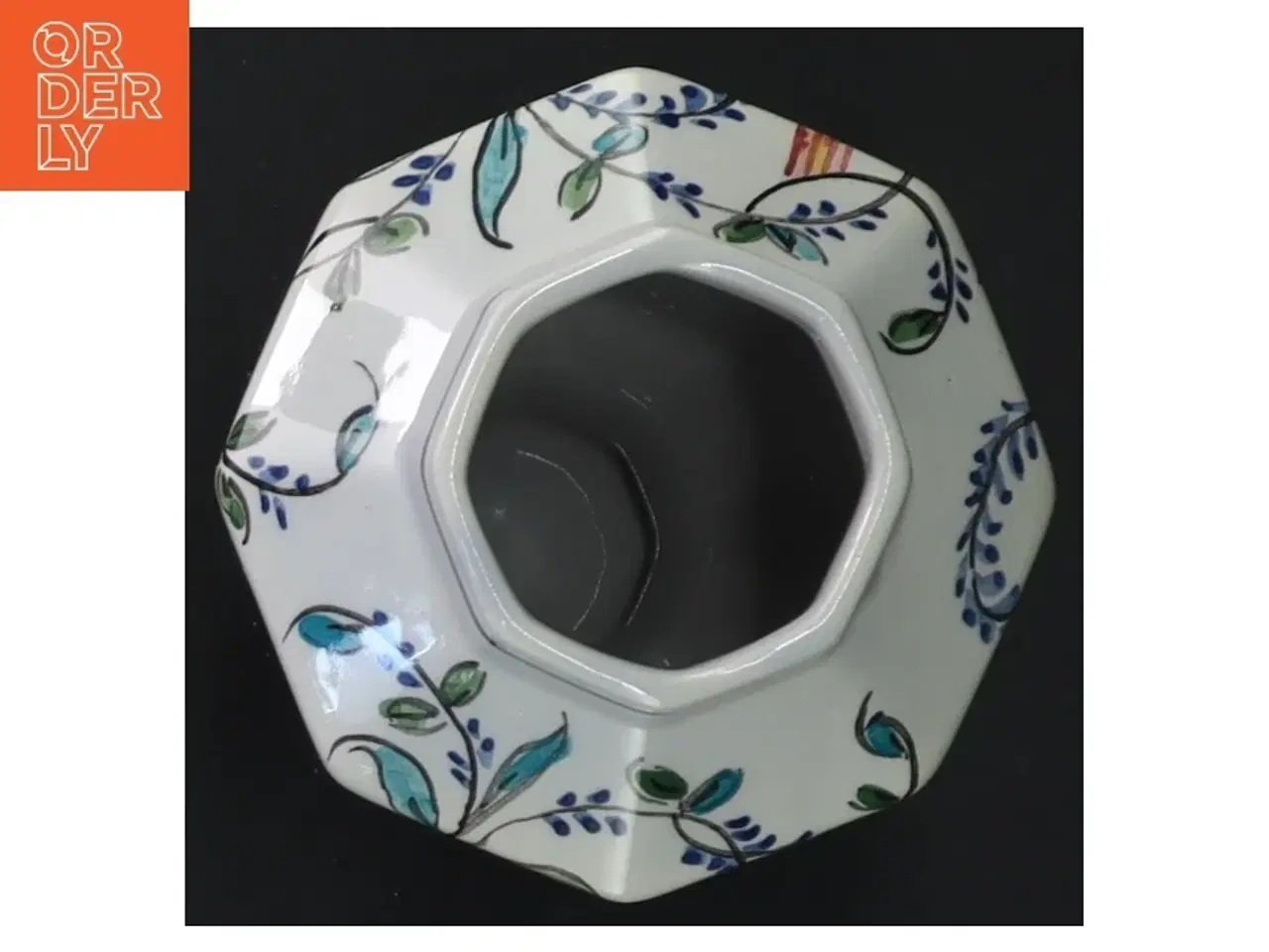 Billede 4 - Malet porcelæns vase (str. 13 cm)