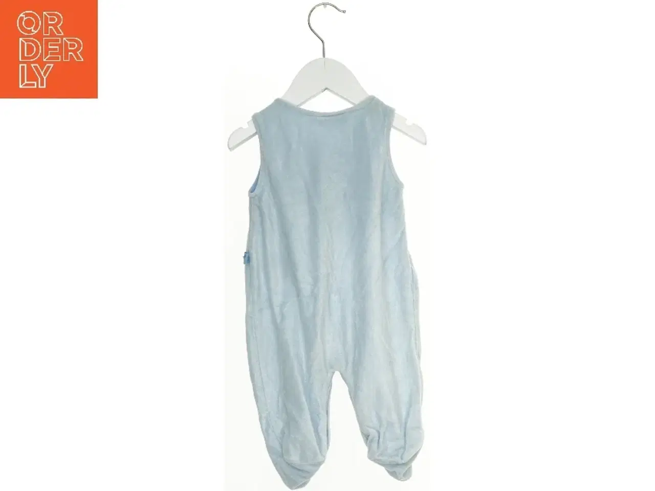 Billede 2 - Lyseblå babyheldragt med sokker (str. 62)