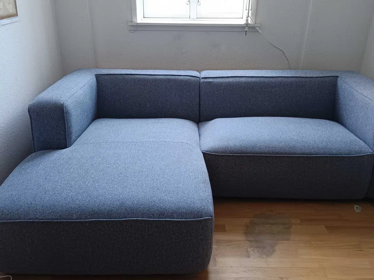 Billede 2 - Sofa i gråblå stof Sælges 