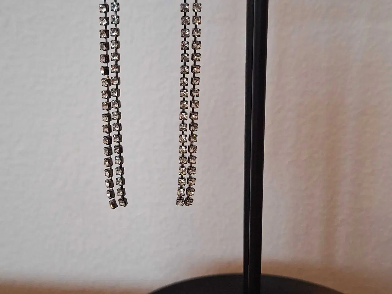 Billede 2 - Lange hængeøreringe