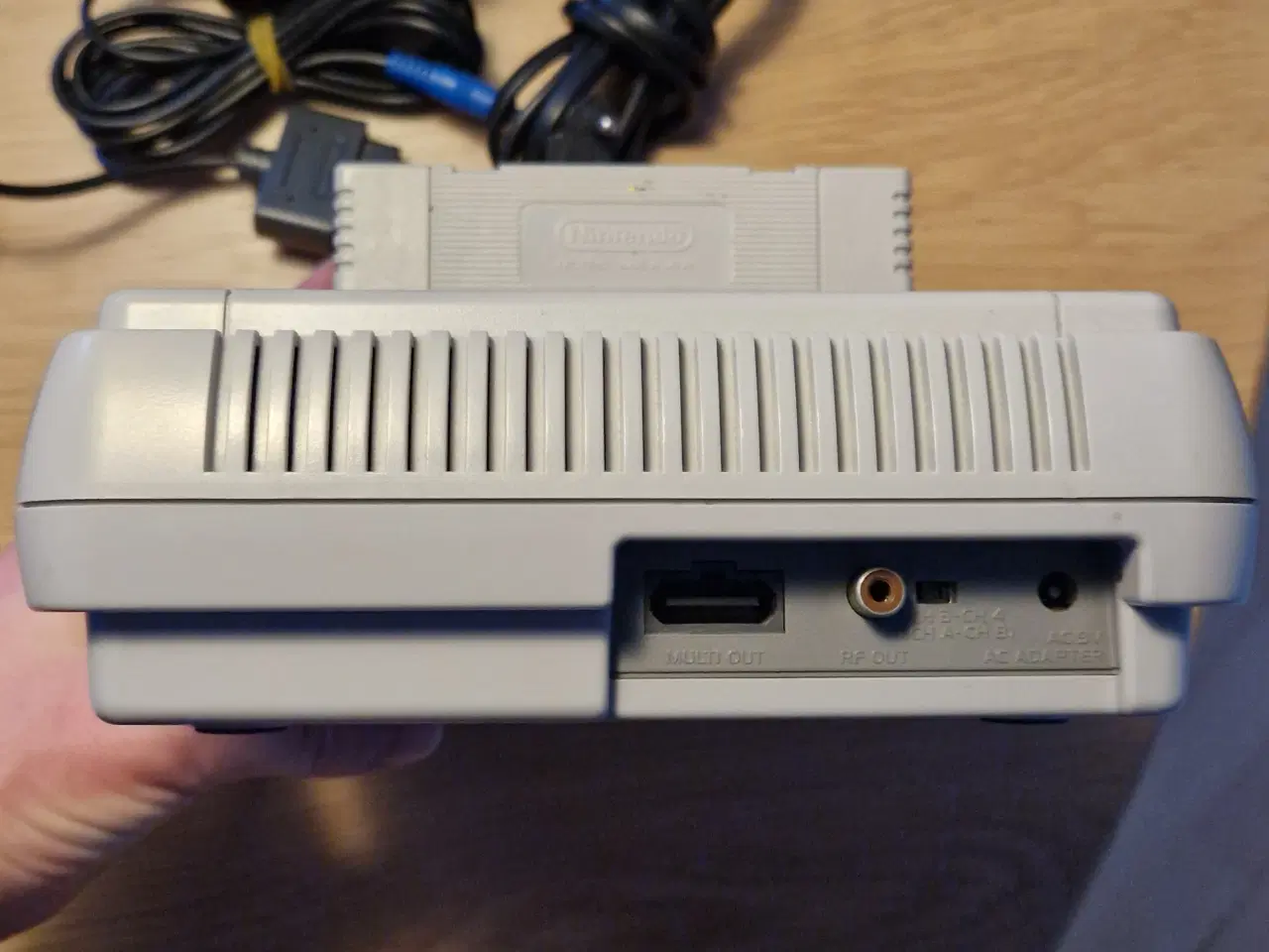 Billede 7 - 🎮 Super Nintendo – flot stand + 2 spil