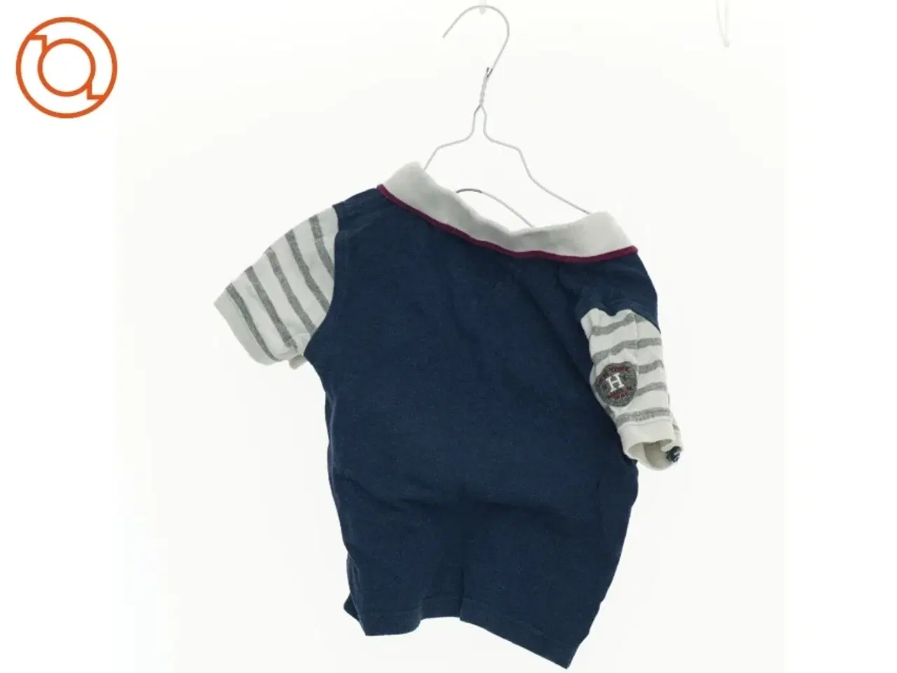 Billede 2 - T-Shirt fra Tommy Hilfiger (str. 86 cm)