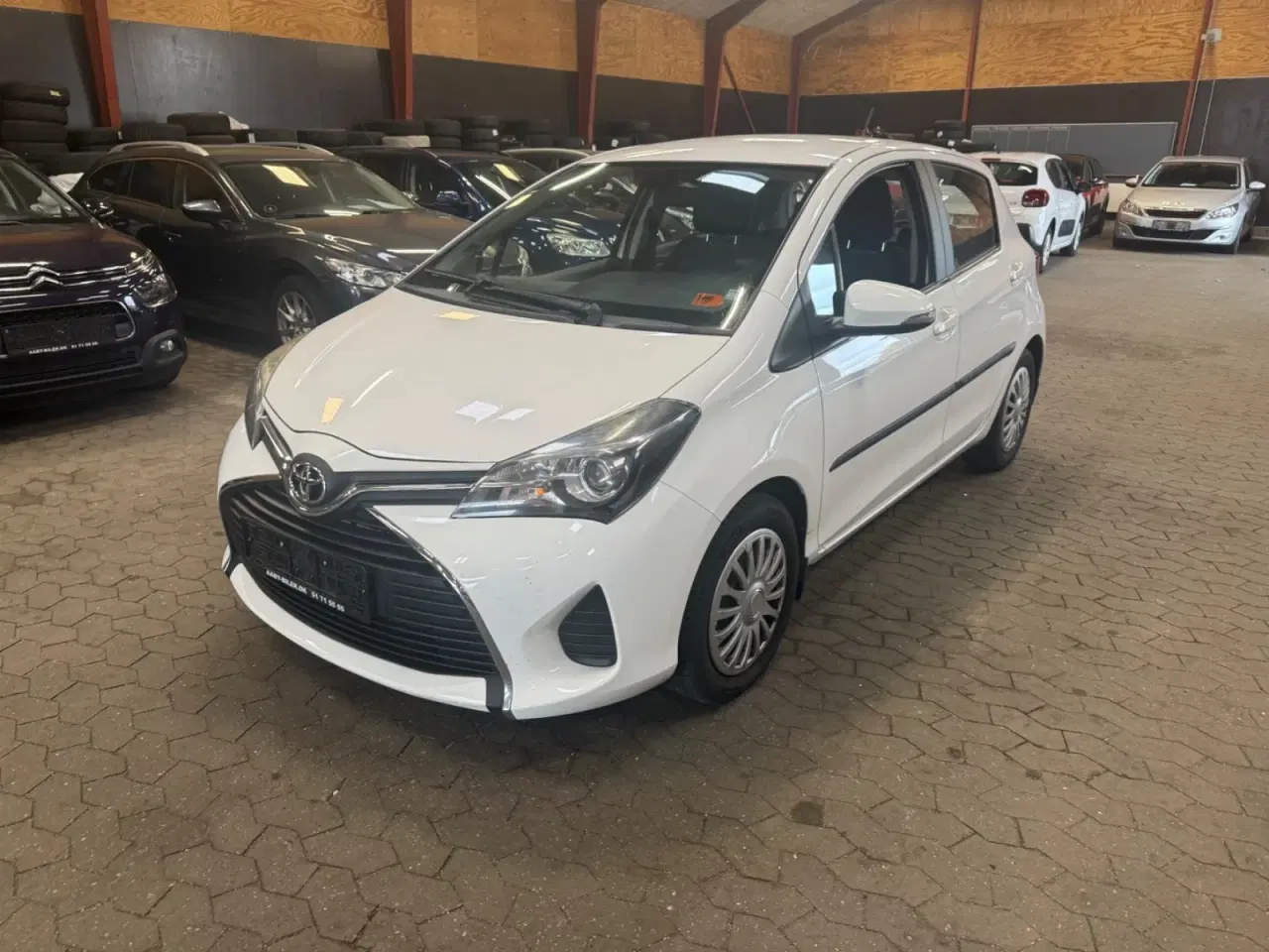 Billede 1 - Toyota Yaris 1,0 VVT-i T2 Komfort