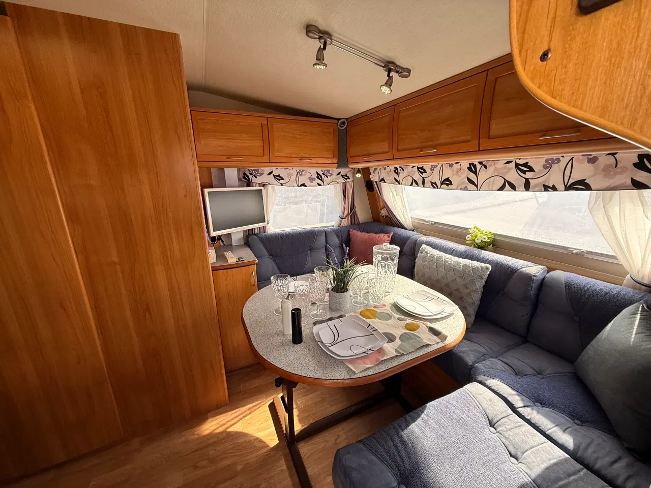 Billede 9 - 2005 Polar 520 / Med AirCon / Sol Celler/Isabella