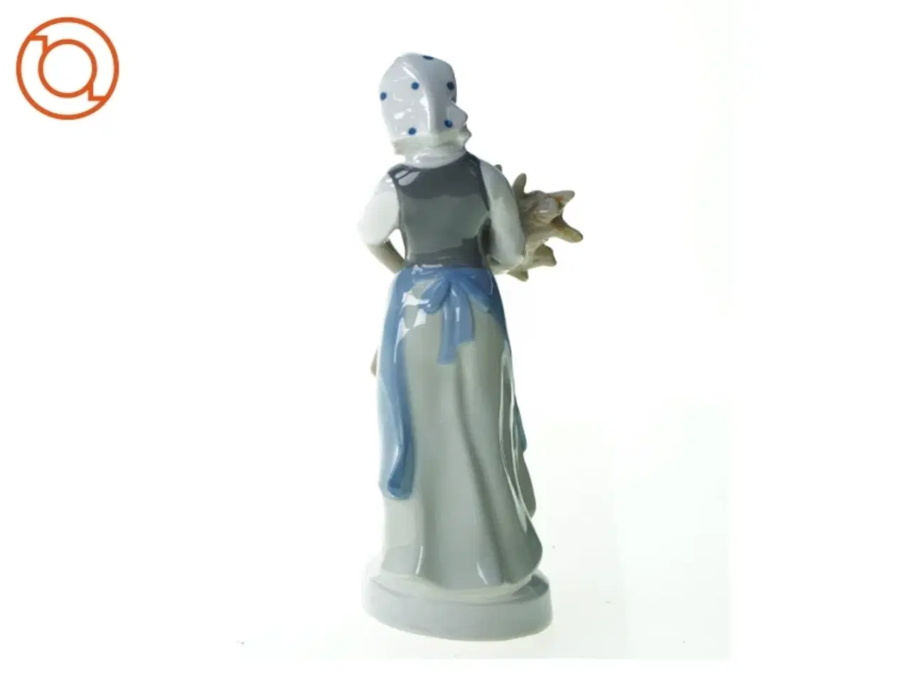 Billede 2 - Bondepige i porcelæn fra Royal Copenhagen (str. 25 x 8 cm)