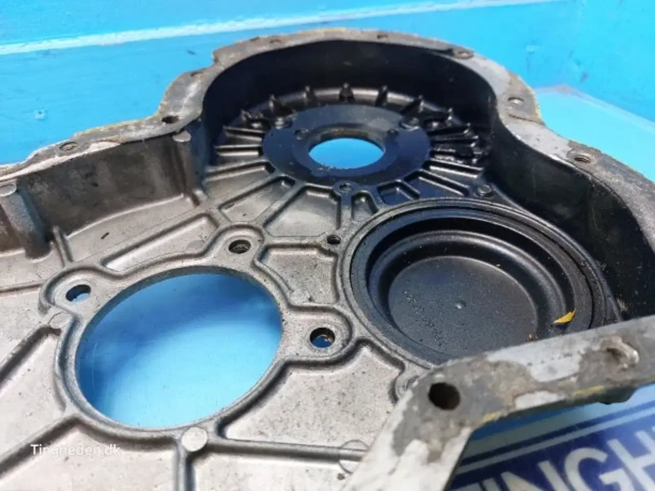 Billede 11 - Perkins 4.248 Timing Gear Dæksel 37161900