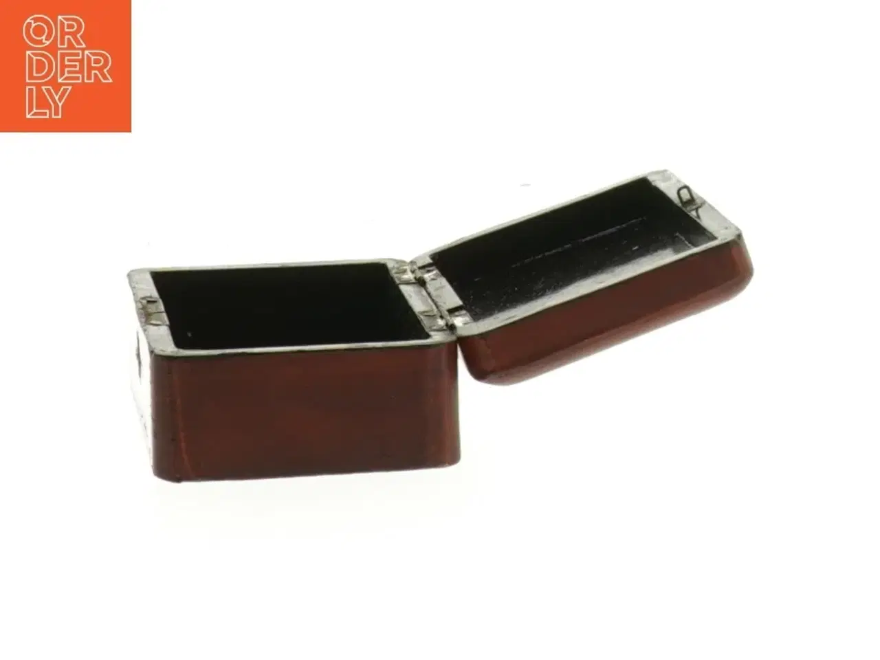 Billede 2 - Gammel kinesisk Træ æske(str. 9x6 cm)
