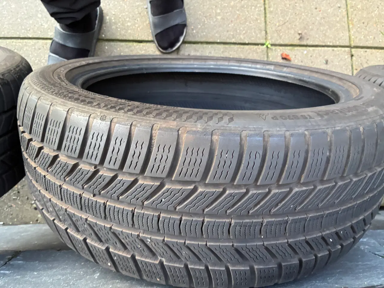 Billede 5 - 225/45-18 v xl 95