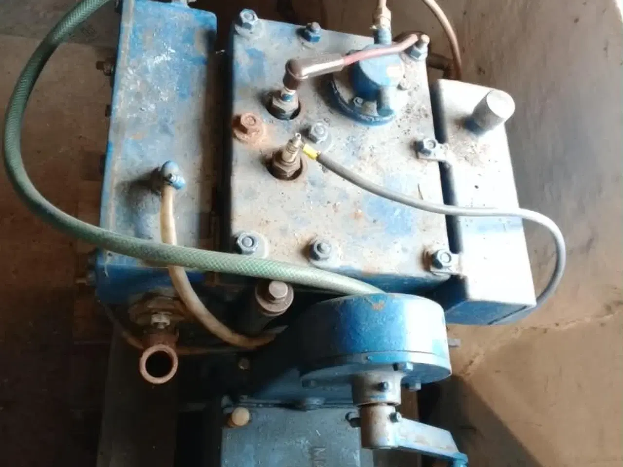 Billede 2 -  10 hk Marstal motor 
