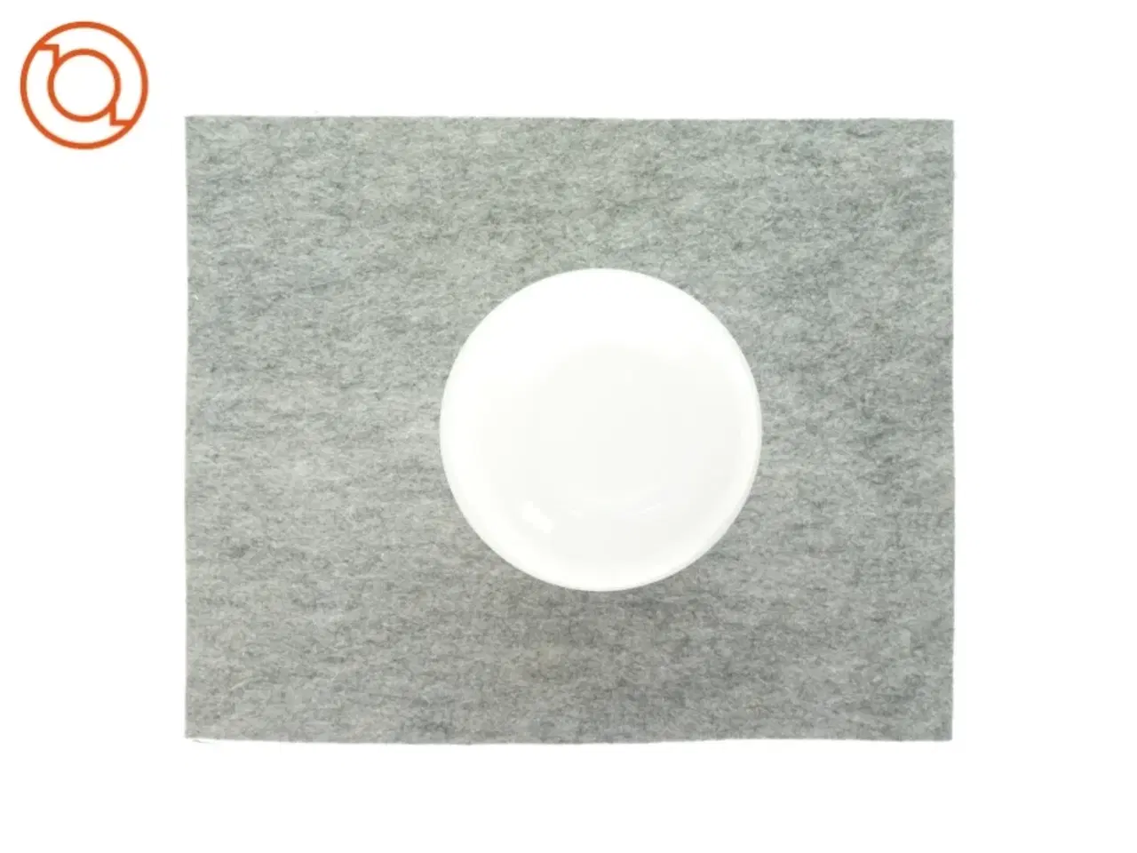 Billede 3 - Hvid glasvase (str. 23 x 14 cm)
