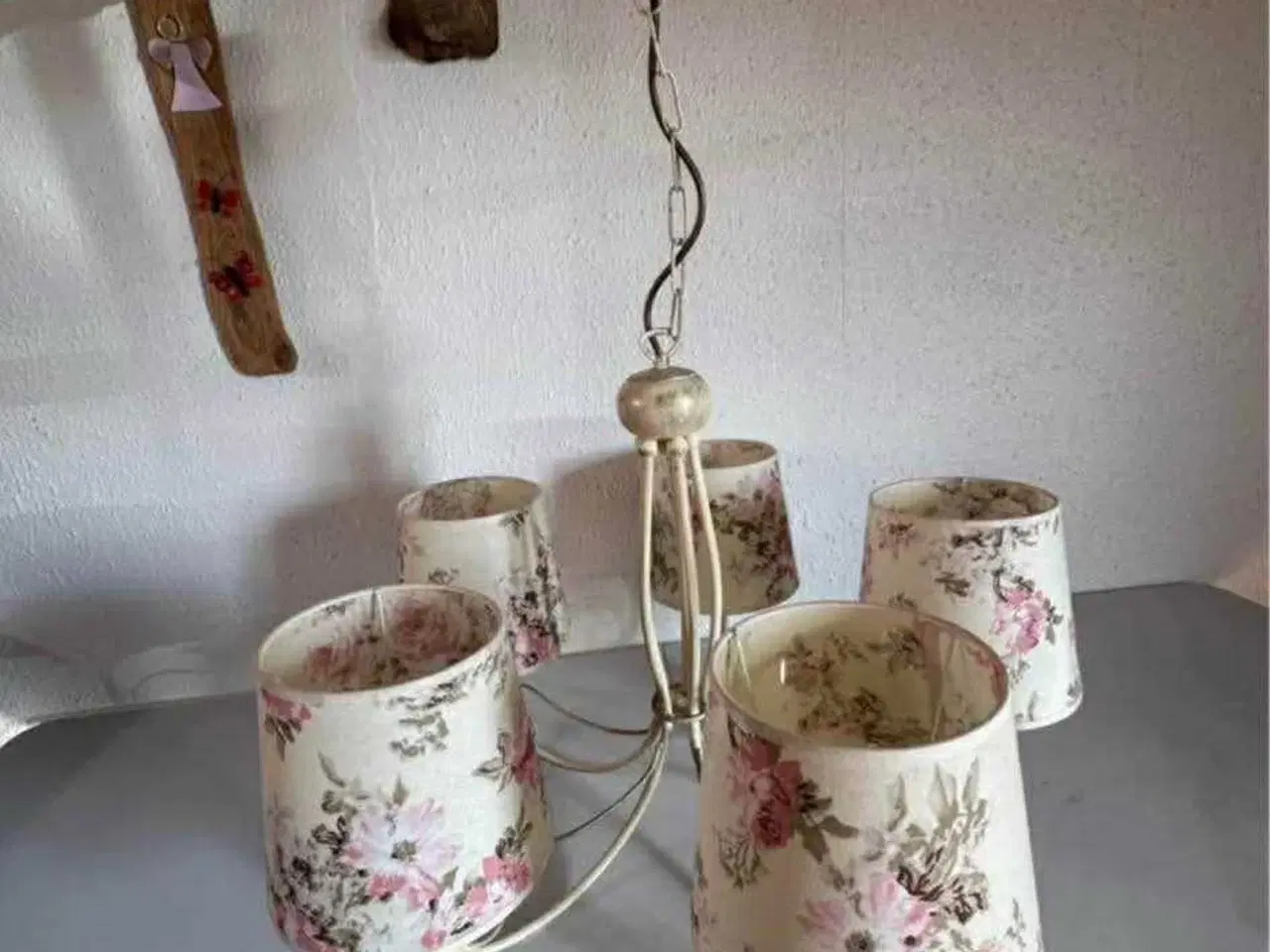 Billede 1 - Loftlampe med blomster