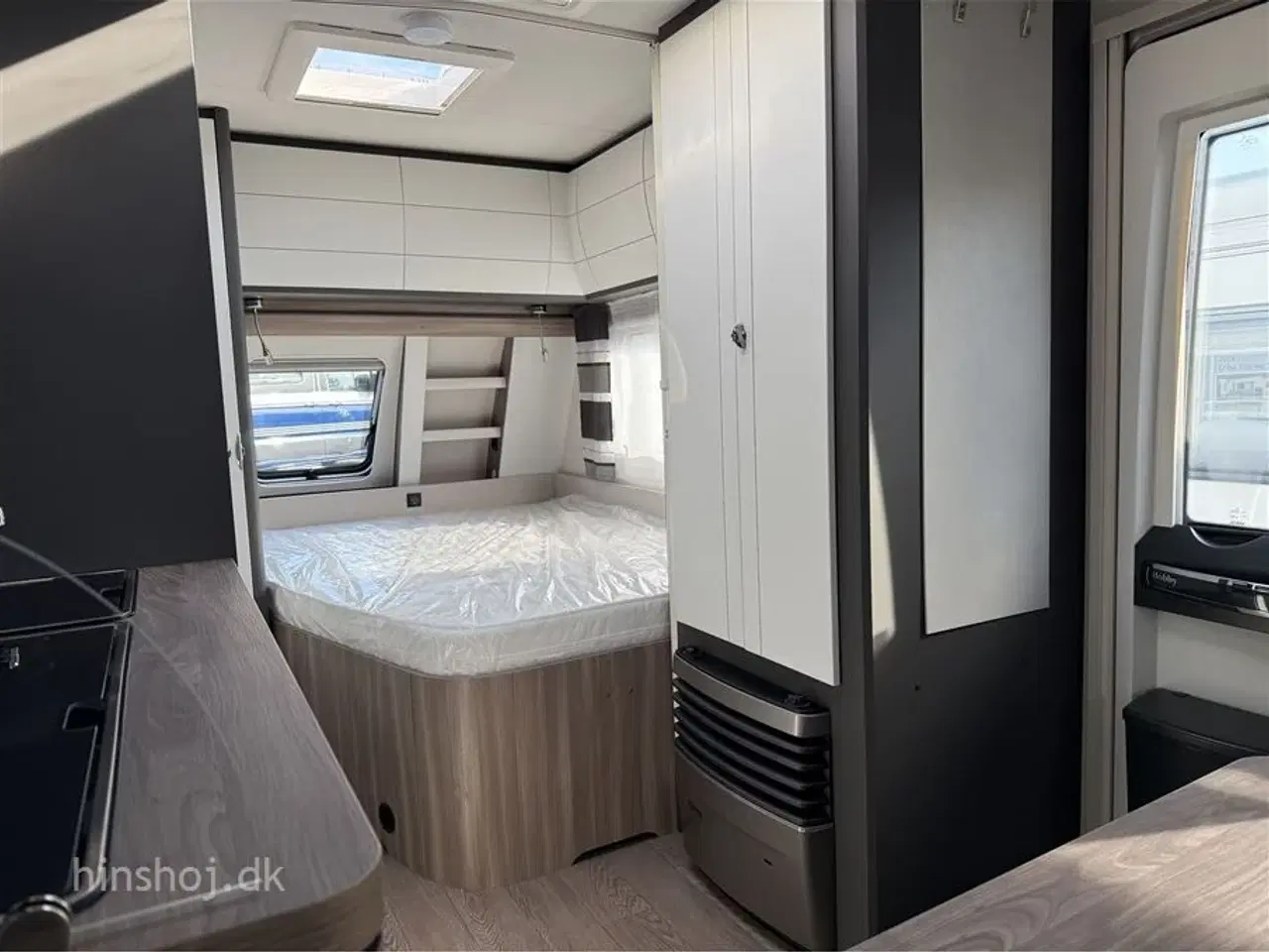 Billede 4 - 2025 - Hobby Excellent Edition 460 UFe   Dejlig vogn med rundsidegruppe og franskseng fra Hinshøj Caravan A/S
