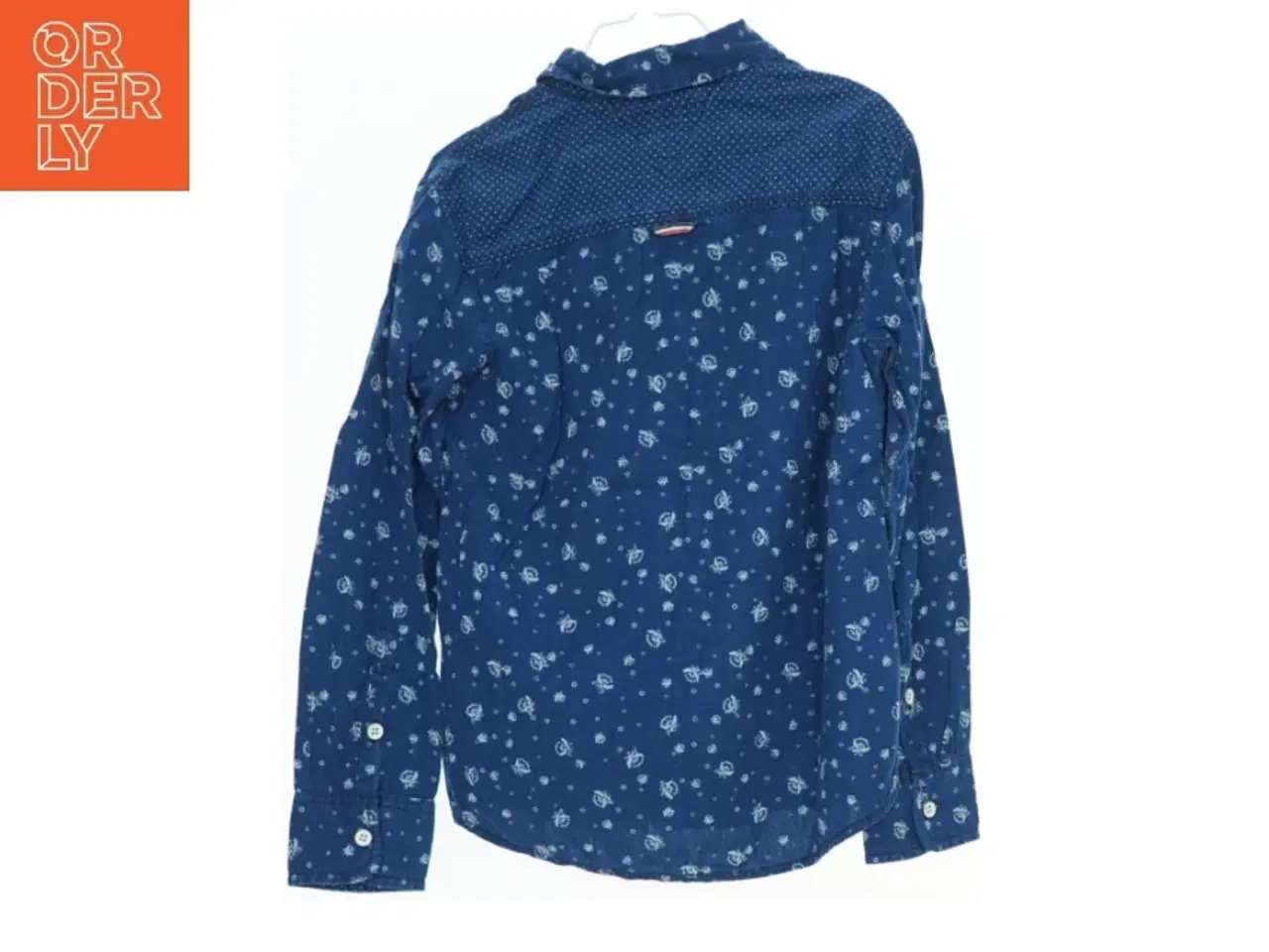 Billede 2 - Blå skjorte med mønster fra Tommy Hilfiger (str. 140)