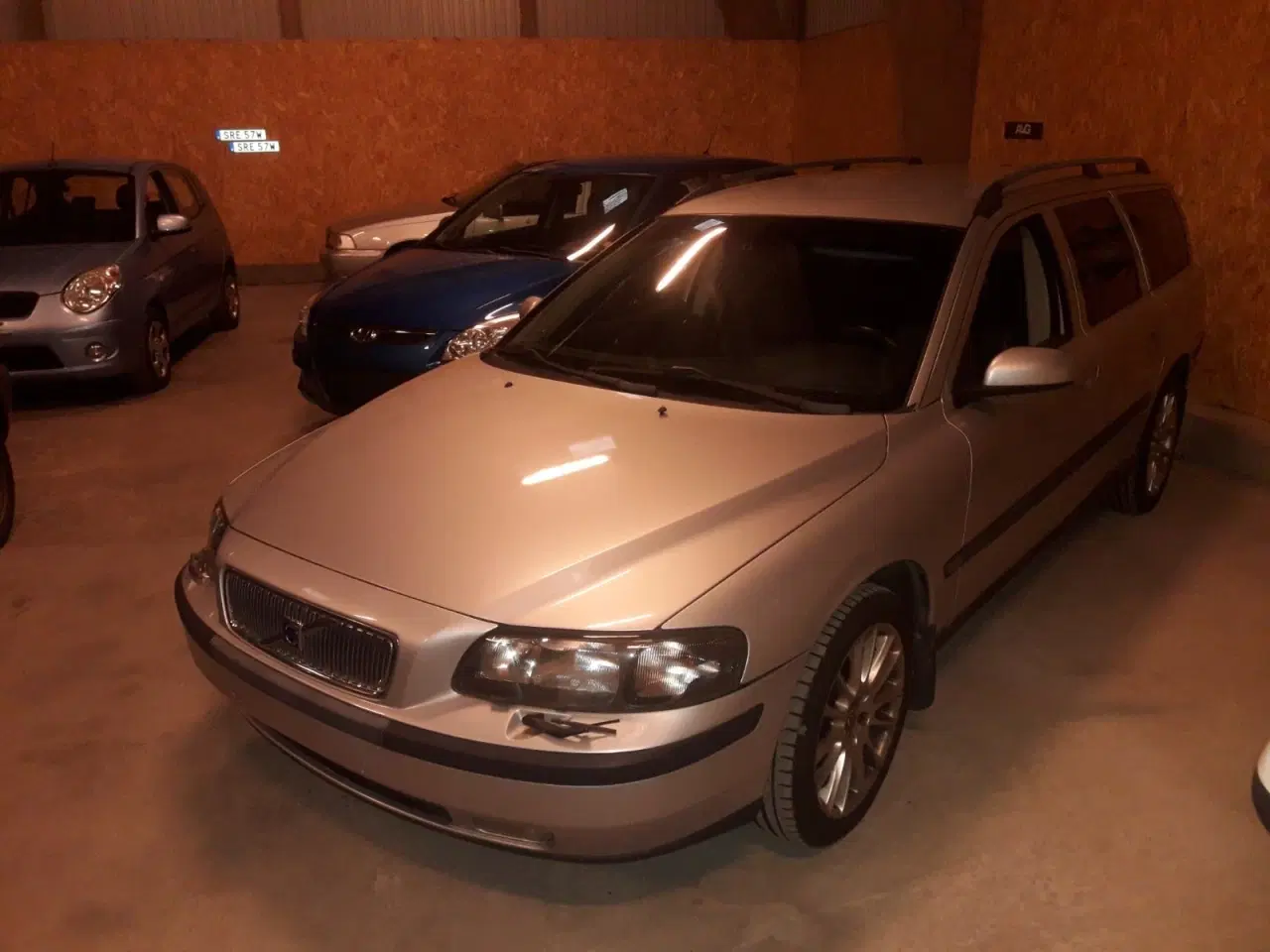 Billede 1 - Volvo V70 2,4 170 Business