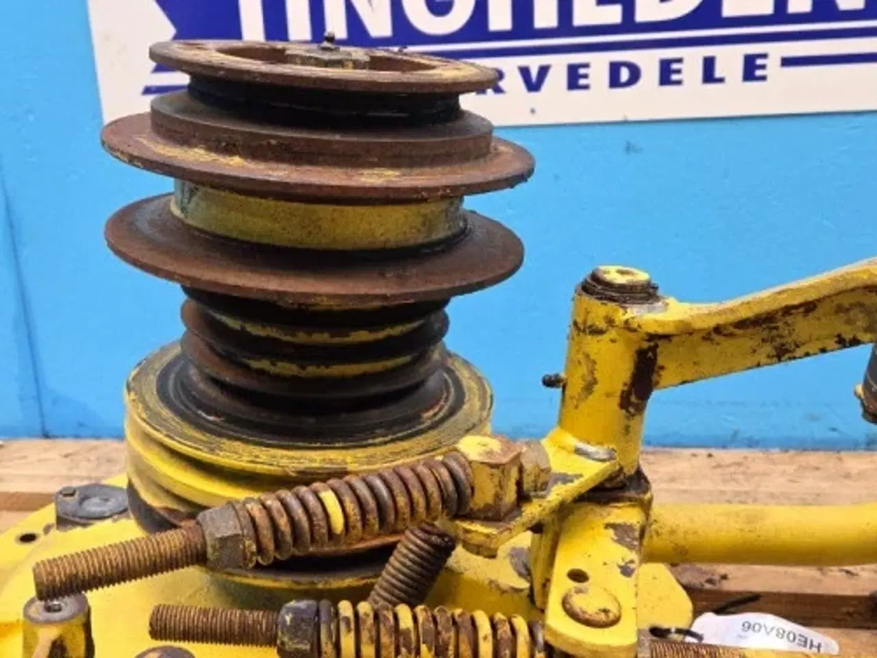 Billede 13 - New Holland 1540 Remskive 80362040