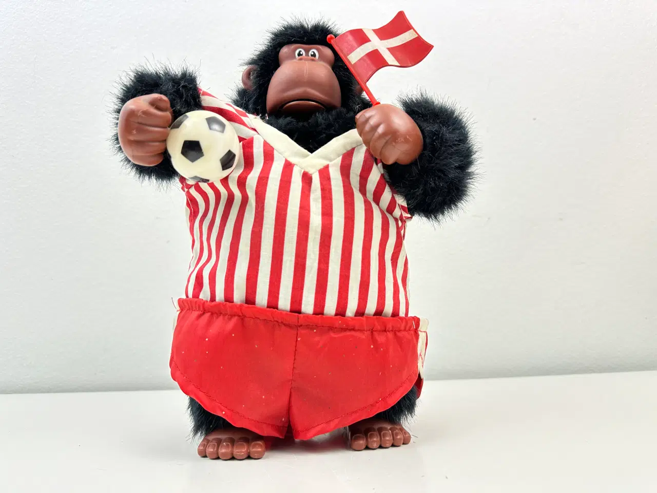 Billede 2 - VM 1998, Magogo Gorilla, Danmark