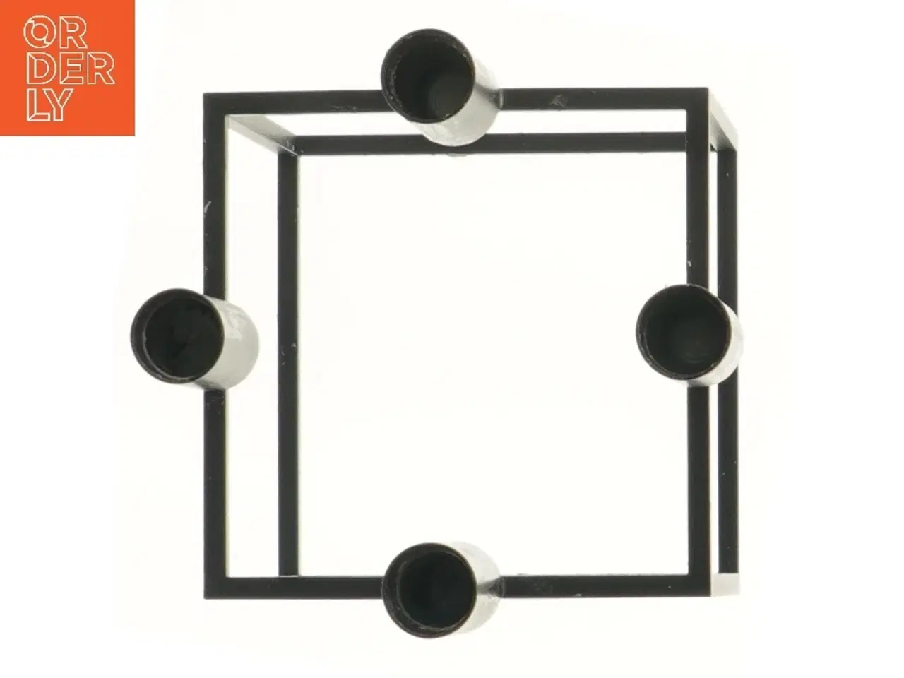 Billede 2 - Sort kubus lysestage til fire lys,  (str. 20x14 cm).