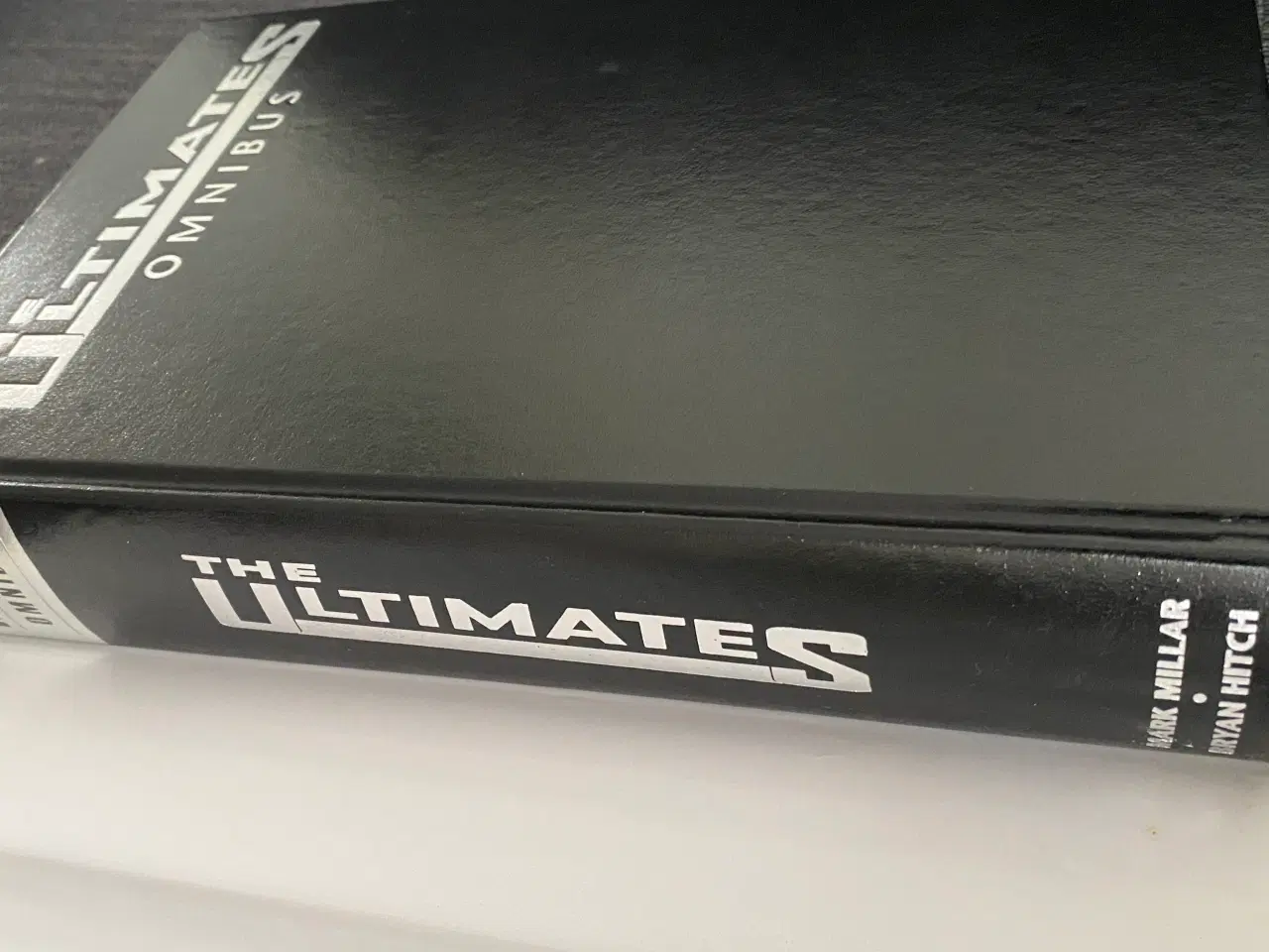 Billede 3 - "The Ultimates by Mark Millar & Bryan Hit
