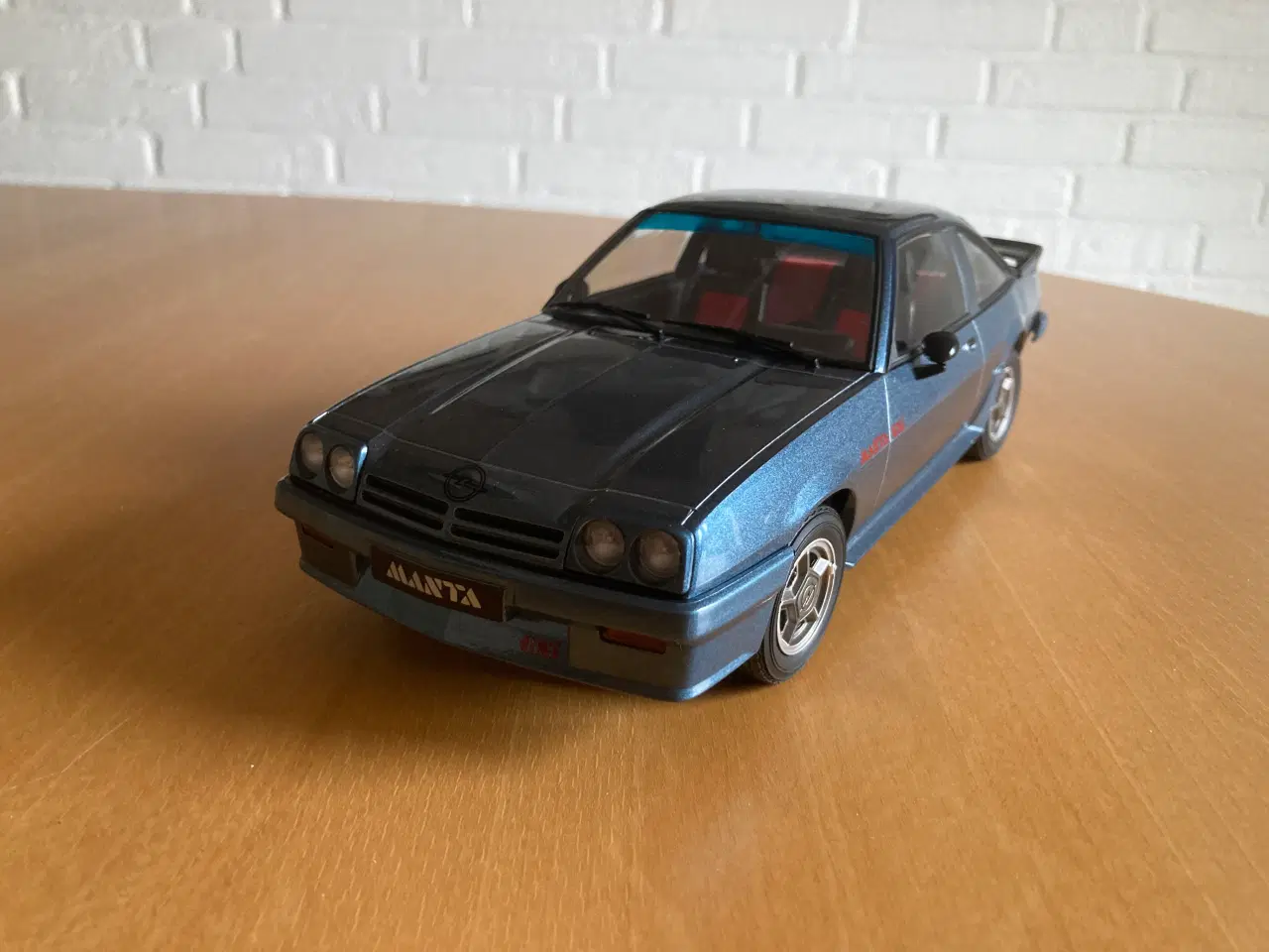 Billede 1 - Opel Manta 1:18