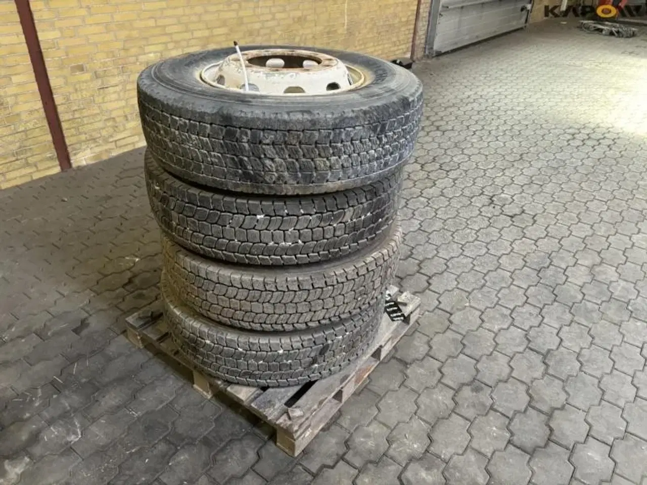 Billede 3 - - - - 295/80-R22.5