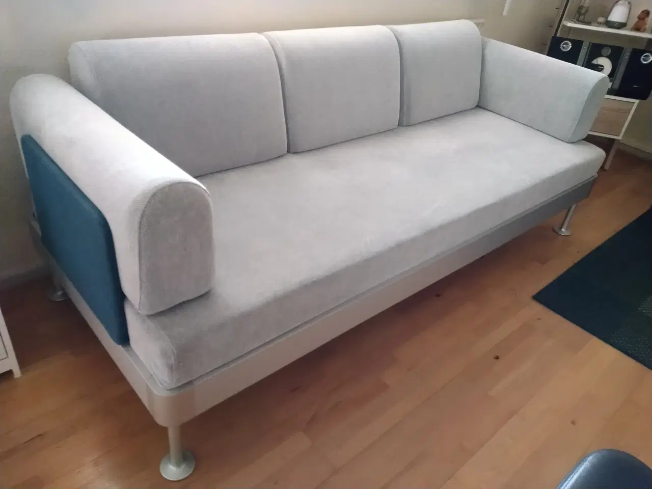 Billede 1 - Lysegrå Sove-sofa