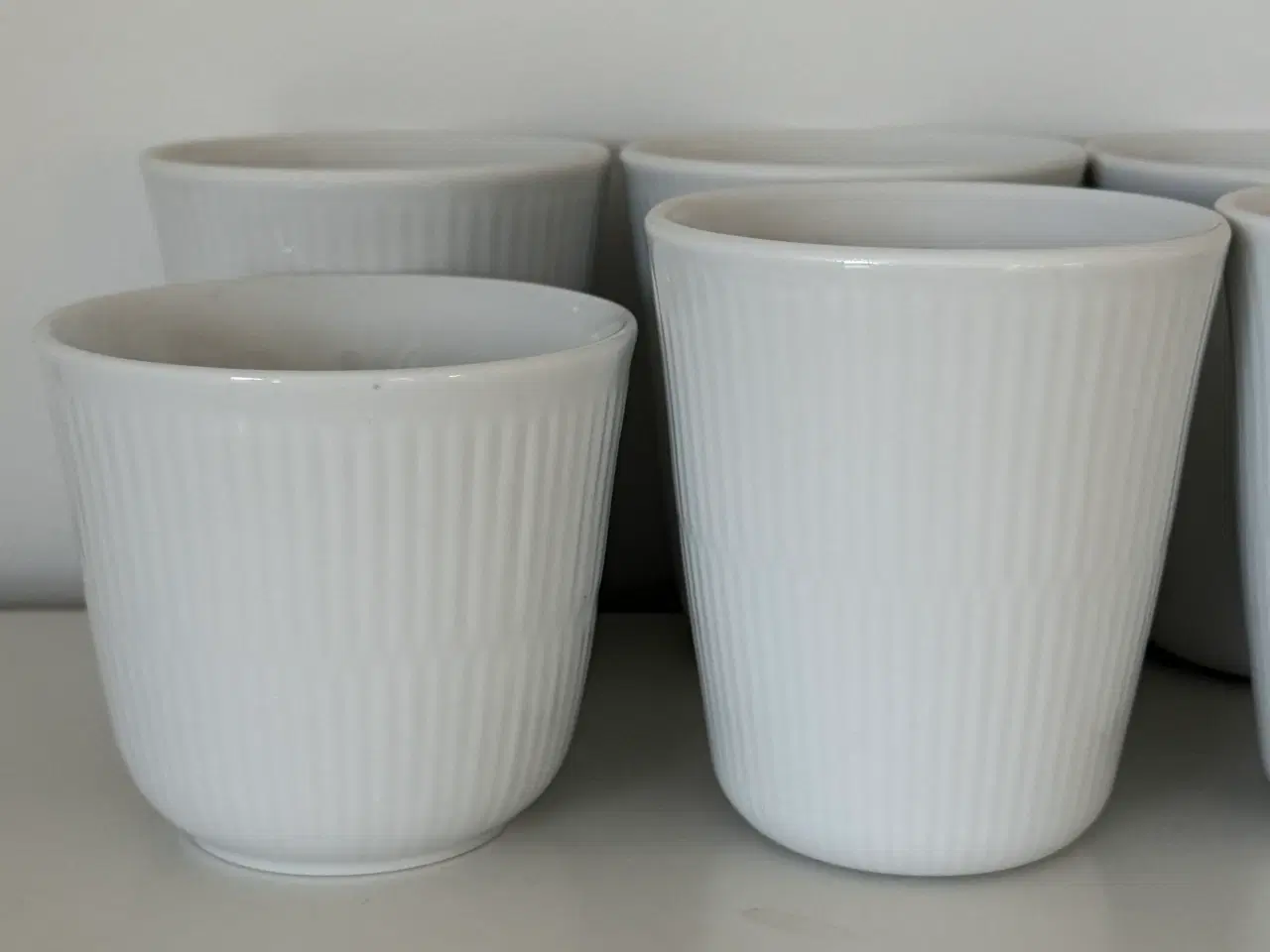 Billede 2 - Royal Copenhagen Hvid Riflet Termokop/krus