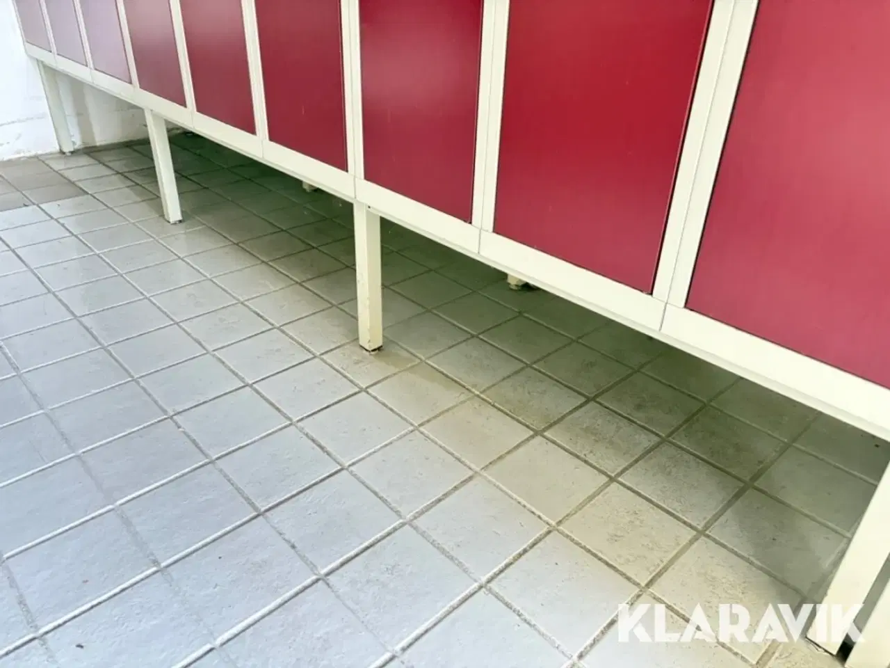 Billede 3 - Omklædningsskabe 12 enkeltskabe med understel