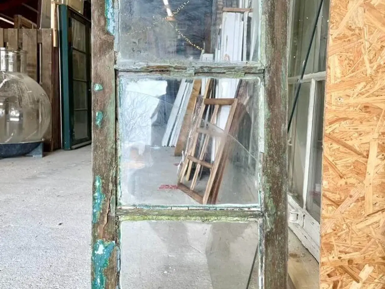 Billede 1 - Antik 3-ruders vinduesramme til istandsættelse