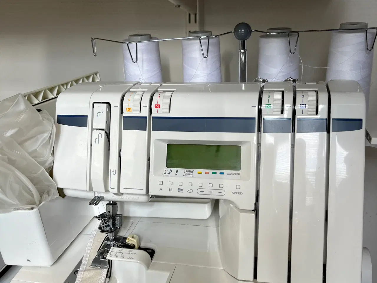 Billede 1 - Husqvarna overlock / coverlock