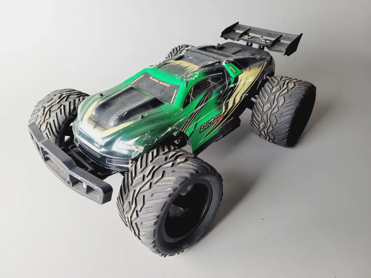 Billede 2 - 🚀 Hurtig RC Bil "Storm Speed" 