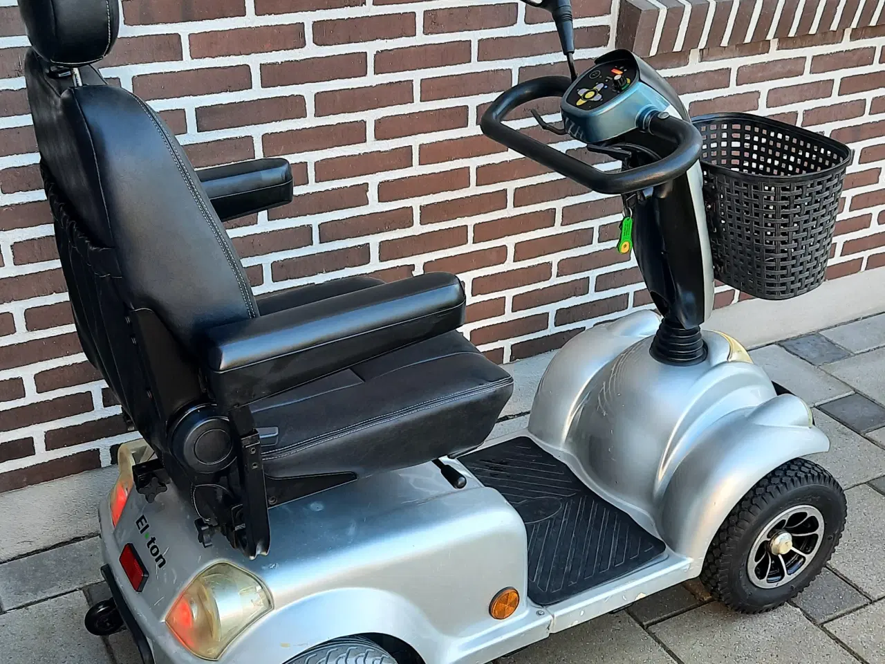 Billede 2 - Elscooter/el-scooter 4hjulet med nye batterier 