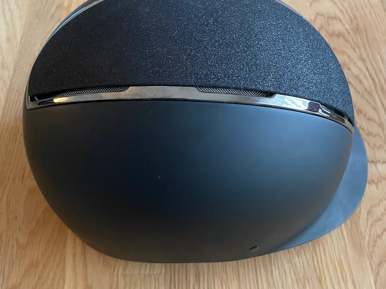 Billede 2 - Flot ridehjelm str. 55-57 cm