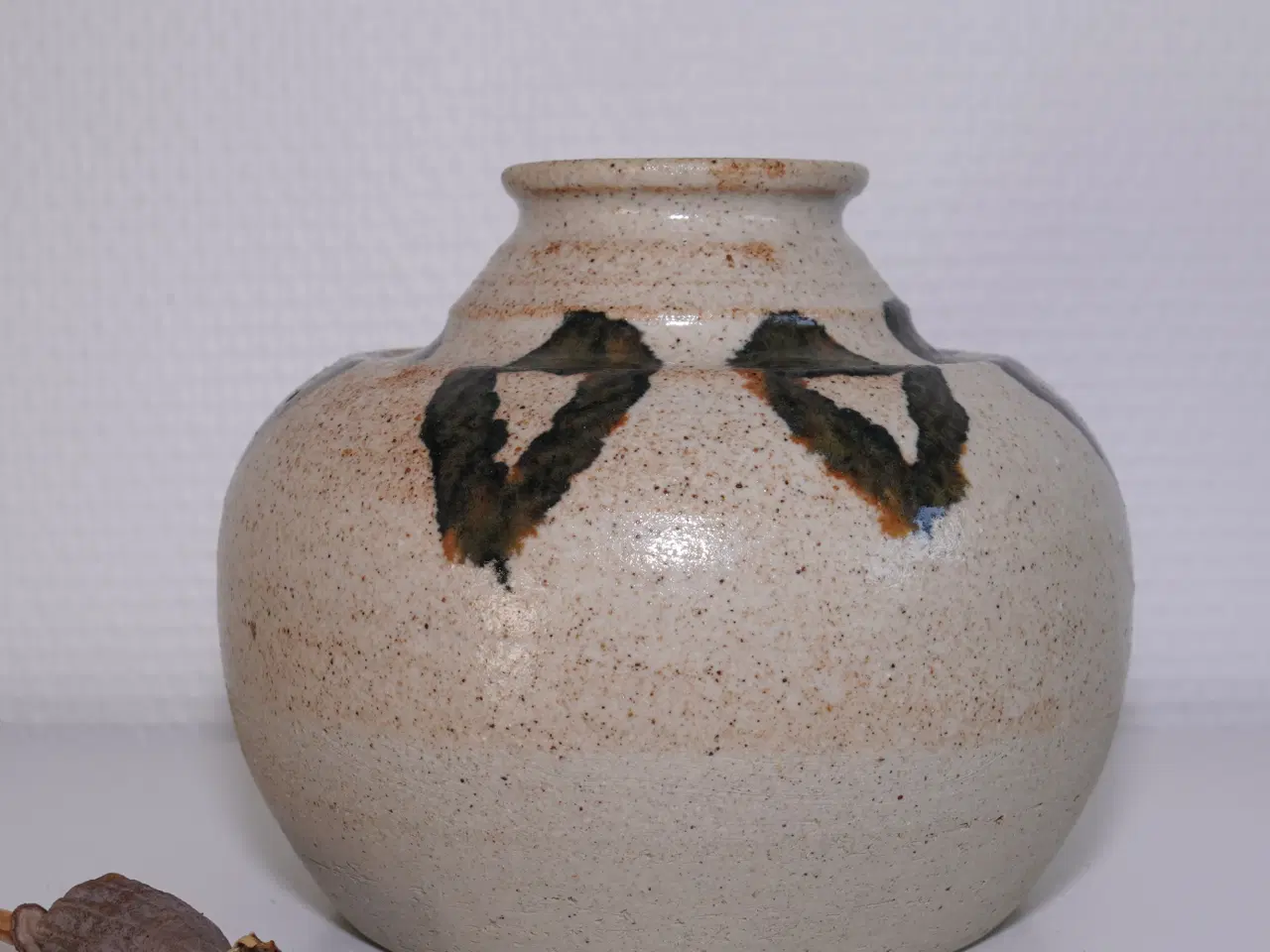Billede 5 - Keramik vase med dekor signeret af R. Dahlström