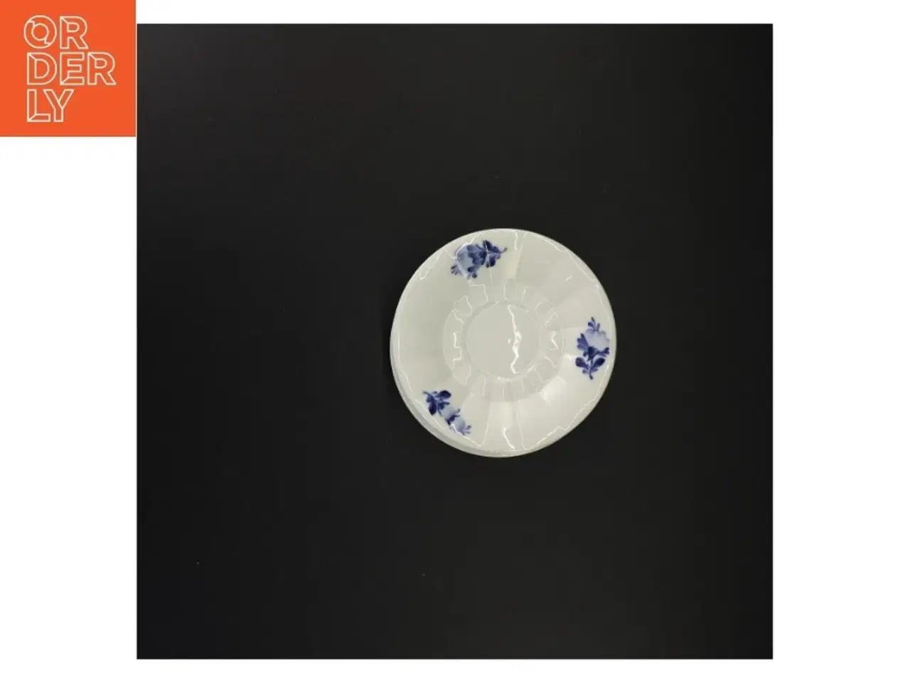 Billede 6 - Blå blomst porcelænstallerkner fra Royal Copenhagen (str. Diameter 14 cm)