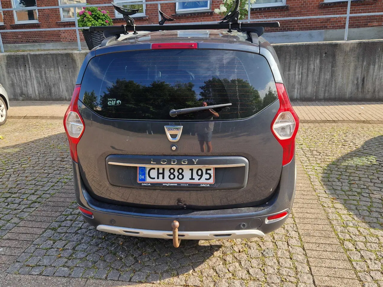 Billede 6 - 7 pers. Bil med hjemmelavet camper indretning