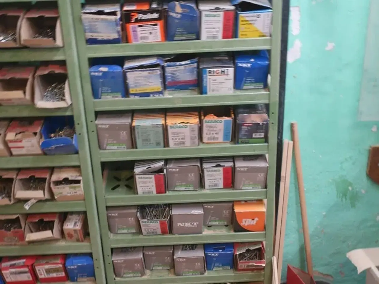 Billede 15 - Ryd hele værkstedet for løse dele