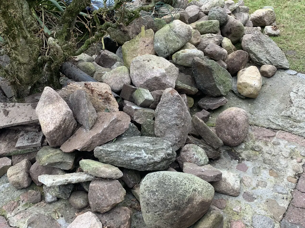 Billede 1 - Marksten gratis