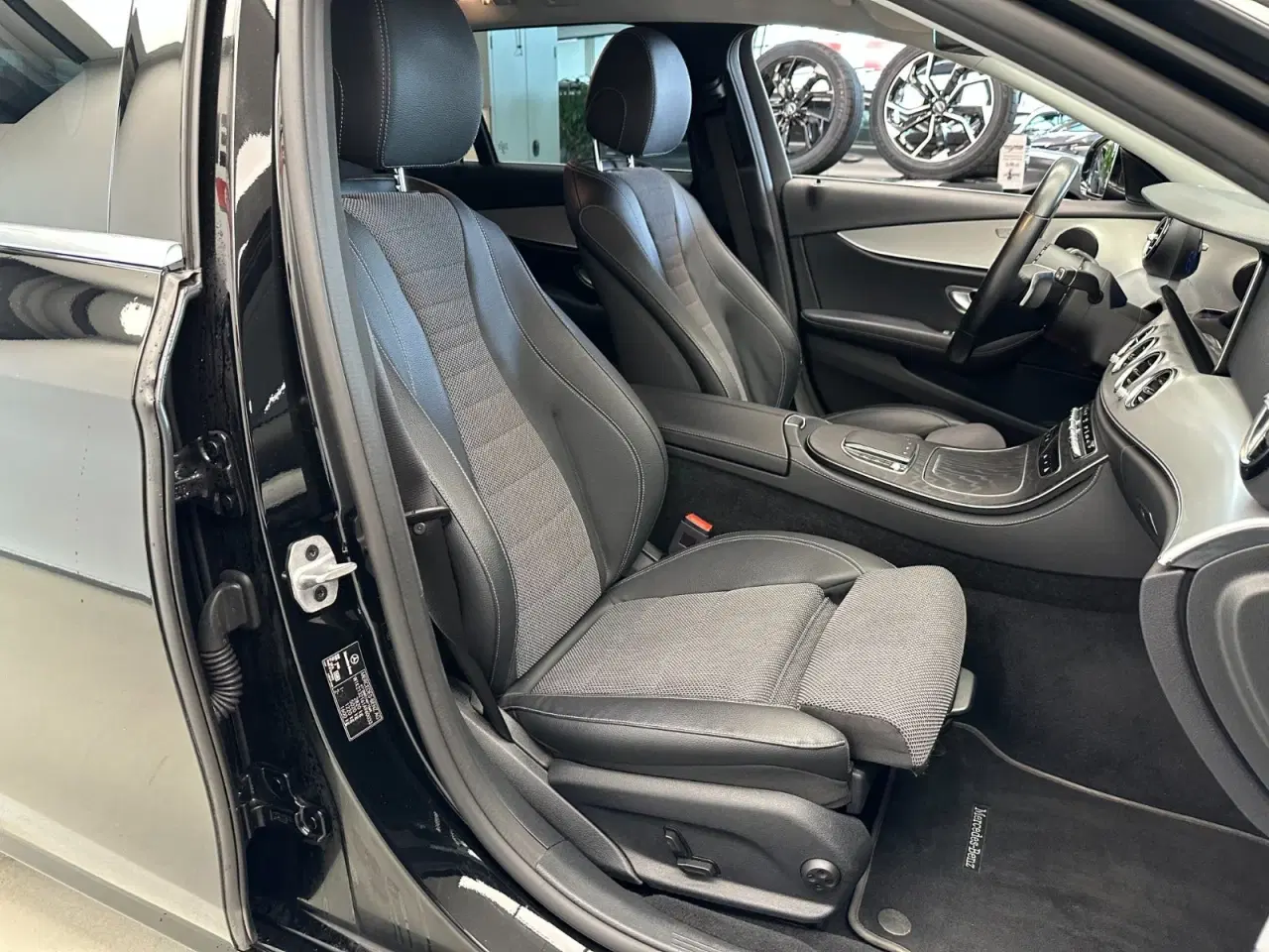 Billede 13 - Mercedes E300 de 2,0 Business stc. aut.